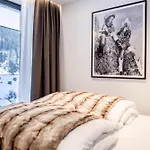 Hollywood Dream Penthouse & Mit Privater Sauna Nahe Ischgl Apartment