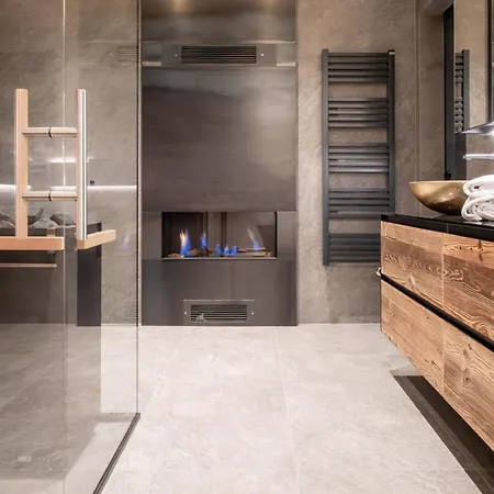 Hollywood Dream Penthouse & Mit Privater Sauna Nahe Ischgl Daire