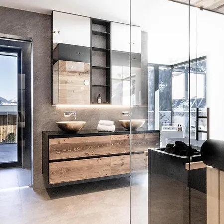 Hollywood Dream Penthouse & Mit Privater Sauna Nahe Ischgl Apartman