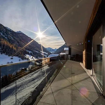Hollywood Dream Penthouse & Mit Privater Sauna Nahe Ischgl Daire *
