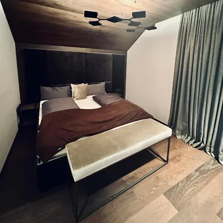 Hollywood Dream Penthouse & Mit Privater Sauna Nahe Ischgl *