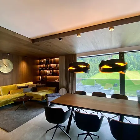 Hollywood Dream Penthouse & Mit Privater Sauna Nahe Ischgl Kappl (Landeck)