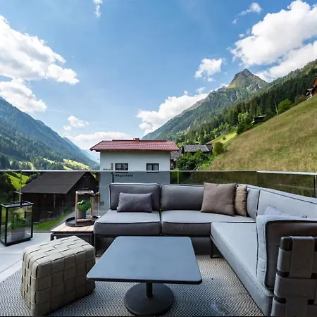 Hollywood Dream Penthouse & Mit Privater Sauna Nahe Ischgl Daire *