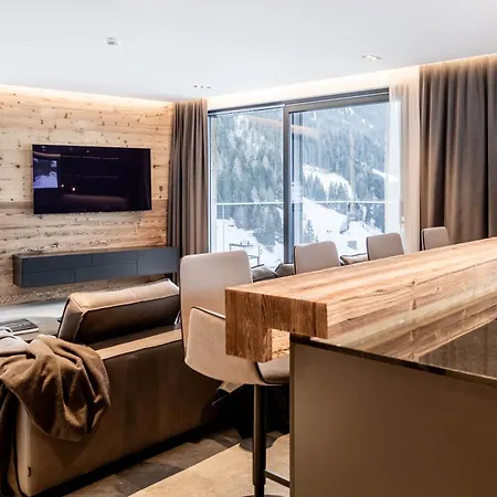 Hollywood Dream Penthouse & Mit Privater Sauna Nahe Ischgl