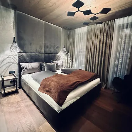 Hollywood Dream Penthouse & Mit Privater Sauna Nahe Ischgl