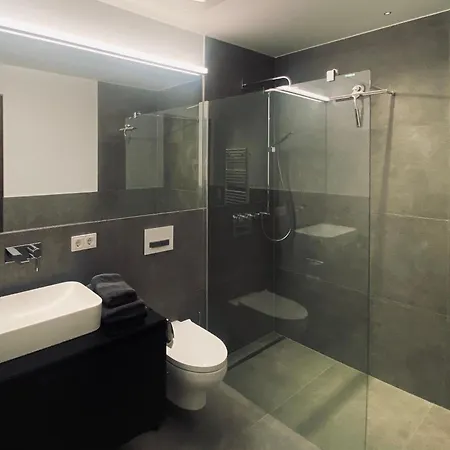 Hollywood Dream Penthouse & Mit Privater Sauna Nahe Ischgl