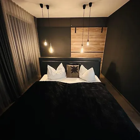 Hollywood Dream Penthouse & Mit Privater Sauna Nahe Ischgl Apartment *