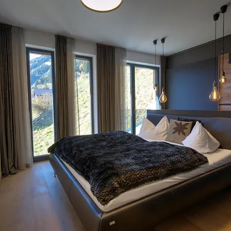 Hollywood Dream Penthouse & Mit Privater Sauna Nahe Ischgl