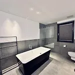Hollywood Dream Penthouse & Mit Privater Sauna Nahe Ischgl Appartement