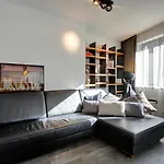 Hollywood Dream Penthouse & Mit Privater Sauna Nahe Ischgl Appartement
