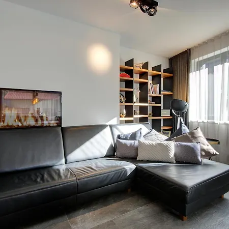 Hollywood Dream Penthouse & Mit Privater Sauna Nahe Ischgl Lägenhet