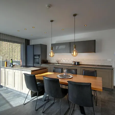 Hollywood Dream Penthouse & Mit Privater Sauna Nahe Ischgl Lägenhet